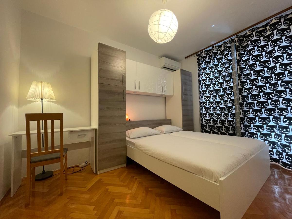 Central Single House With Parking-Top Location! Novalja Exterior foto