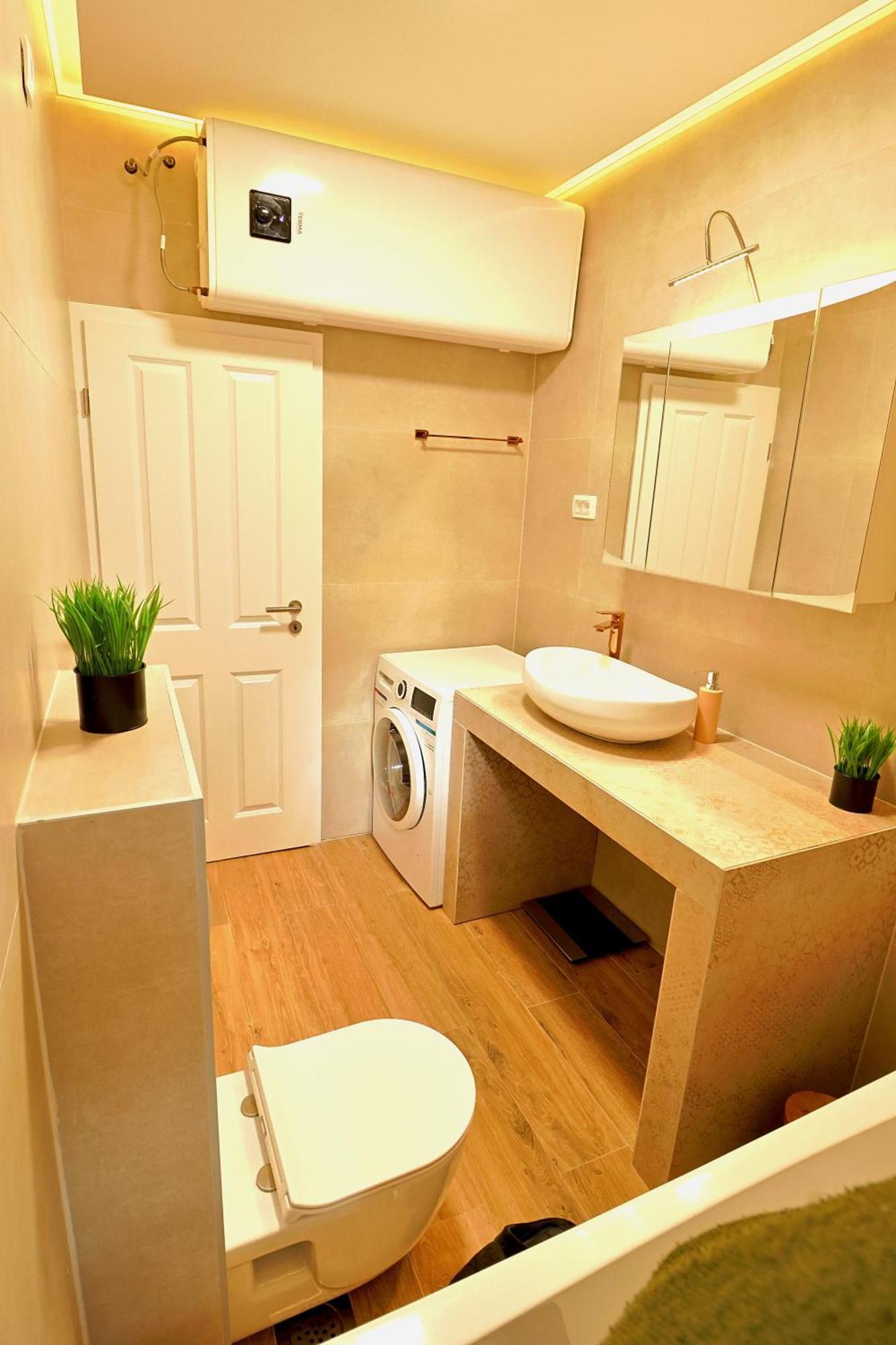 Central Single House With Parking-Top Location! Novalja Exterior foto